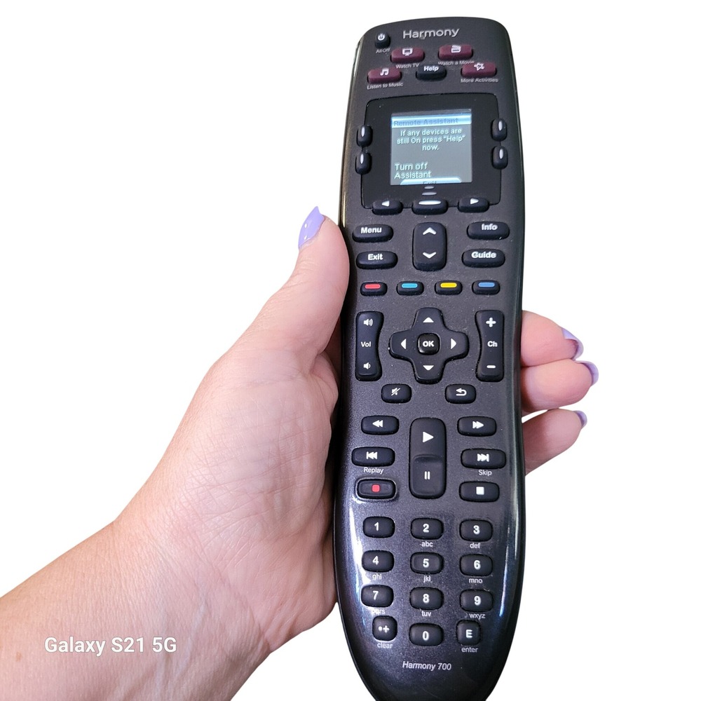Logitech Harmony 700 Universal Remote Control Black Color Screen 915-000120